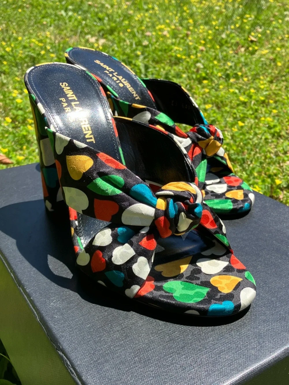 Saint Laurent Bianca Black Multi Heart-Knot Slide Heels - Picture 2 of 8